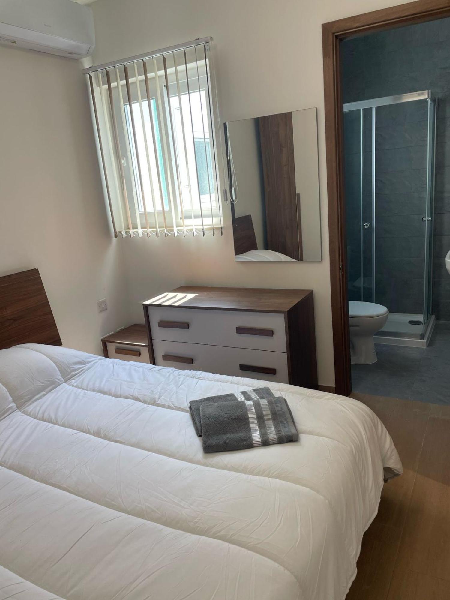 Three Bedroom Penthouse San Gwann Bagian luar foto